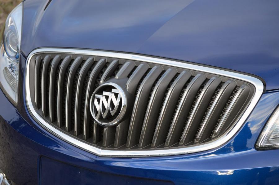  Buick Verano Turbo 2013 года  (фото 37 из 128)